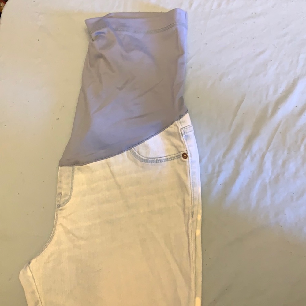 Liz Lange maternity jeggings